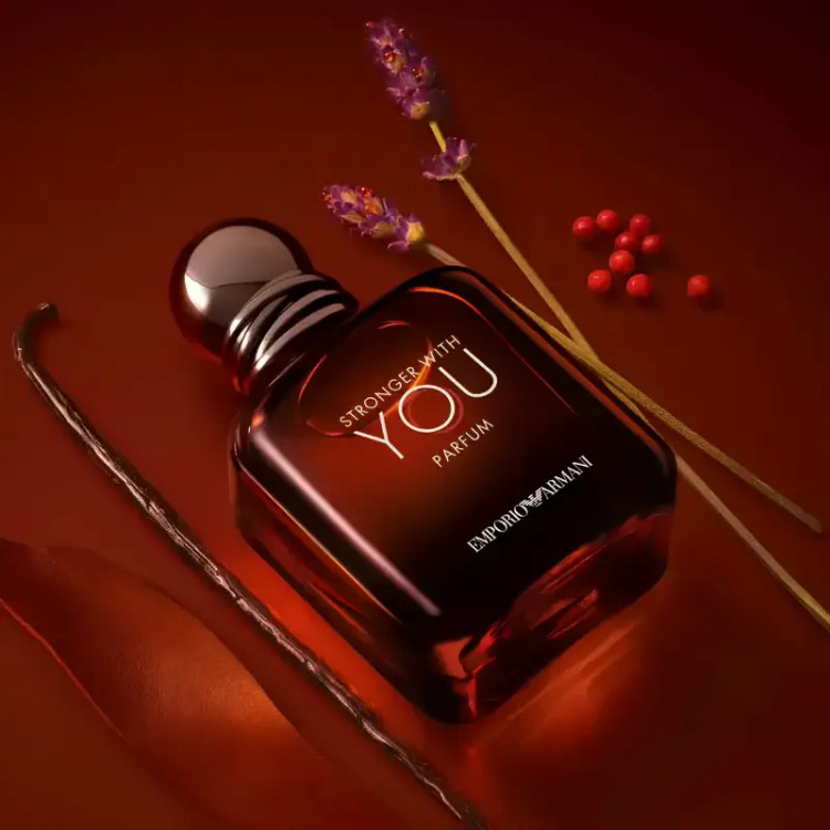 عطر،ادکلن،جیورجیو آرمانی استرانگر ویت یو پارفوم